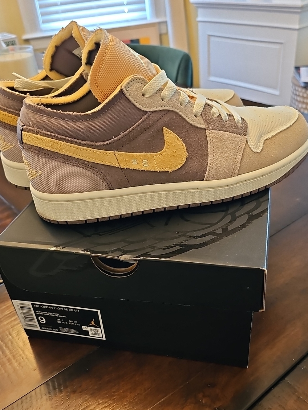 Nike Air Jordan 1 Low SE Craft - Beige & Yellow